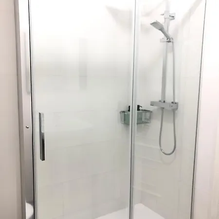 Con Vistas Al Mar En Primera Linea. Apartamento *