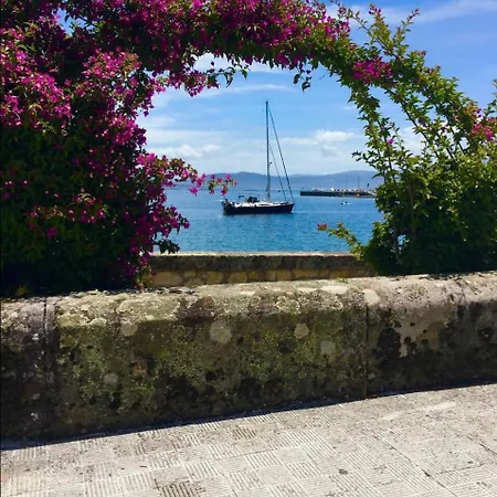 Apartamento Con Vistas Al Mar En Primera Línea.