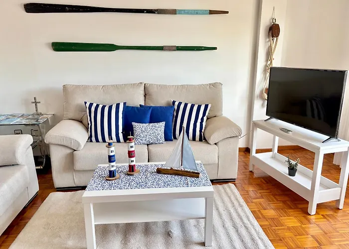 Appartamento Con Vistas Al Mar En Primera Linea. *